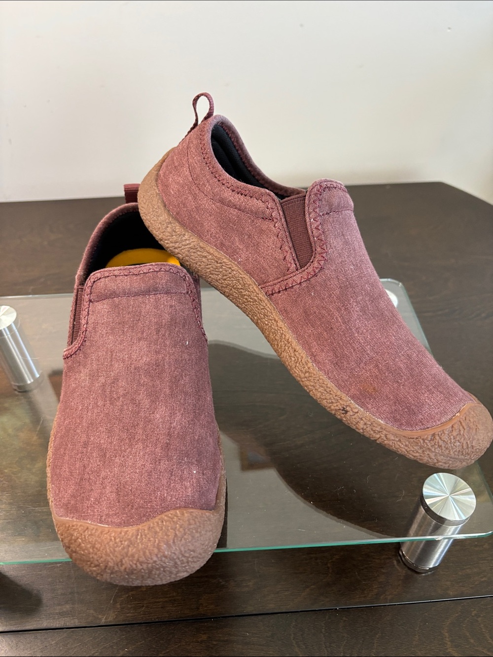 Keen Women's Slip-On Loafers in Wine Size 9.5